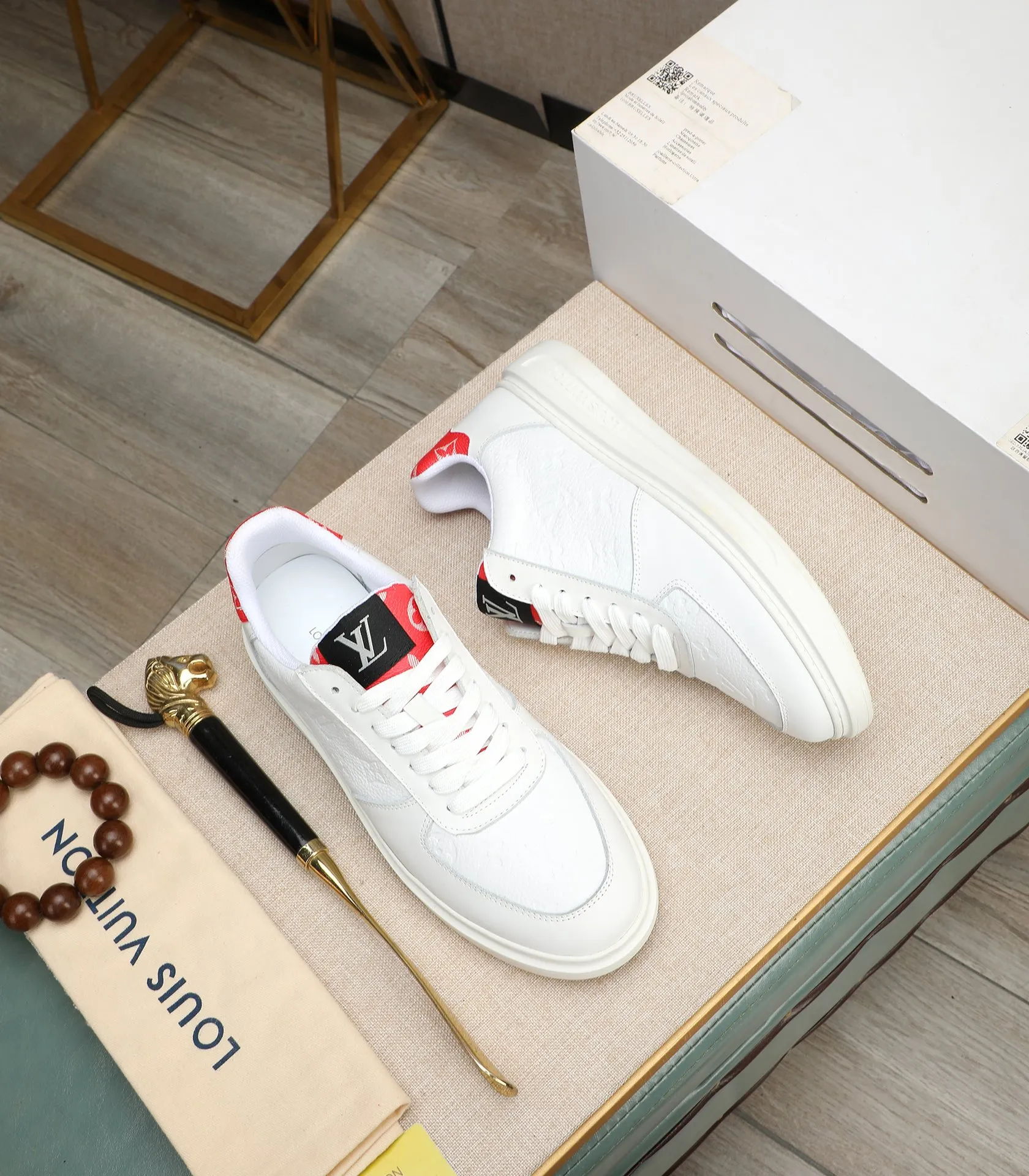 Men's shoes 💰540 💰(Niuli: full package) louis vuitton (Louis Vuitton/lv) top 🔍🔍 new models are on sale at the same time at the counter. The upper 🇮🇹 is imported from Italy, first-layer cowhide, and the lining is fully imported cowhide. 💪💪, completely 1⃣️ to 1 ⃣️Re-engraved🇮🇹💪💪, ⚠Sole: The original sole is specially provided by the original factory, the exclusive movable molded sole is super comfortable, ⚠The original factory follows the order, 🔍🔍high quality, you can enter and exit the counter at will, welcome to compare⚠. Code number:38-44